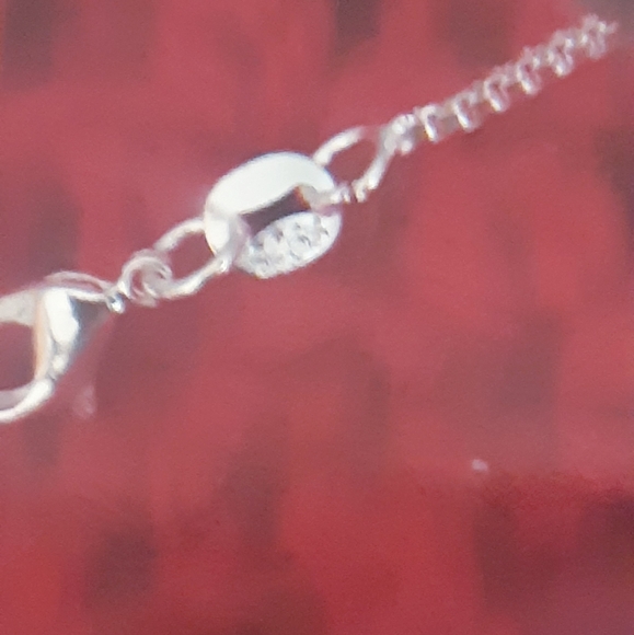 New. 26 inch silver chain. - Picture 5 of 7